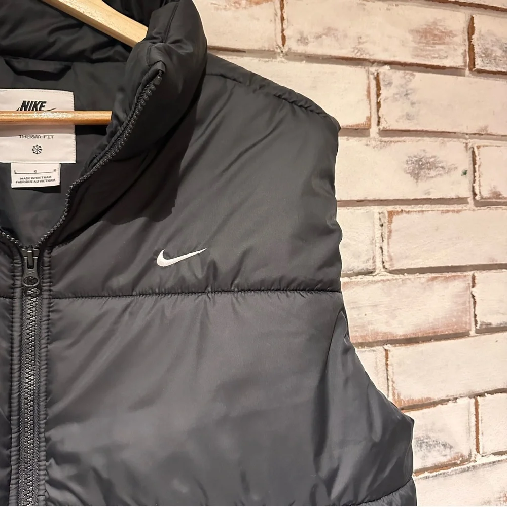 Nike womens sportswear